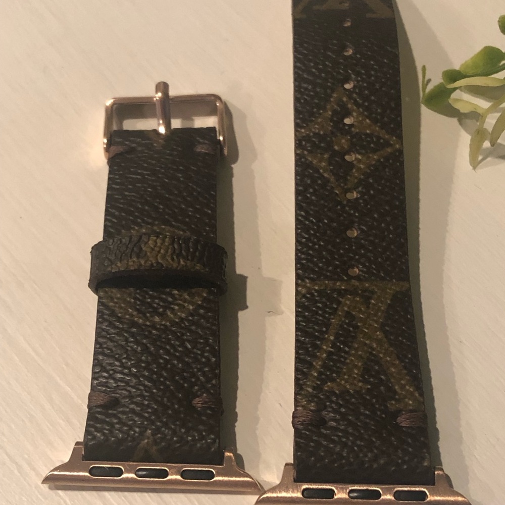 Brand new LV 42mm Rose Gold Apple Watch Band